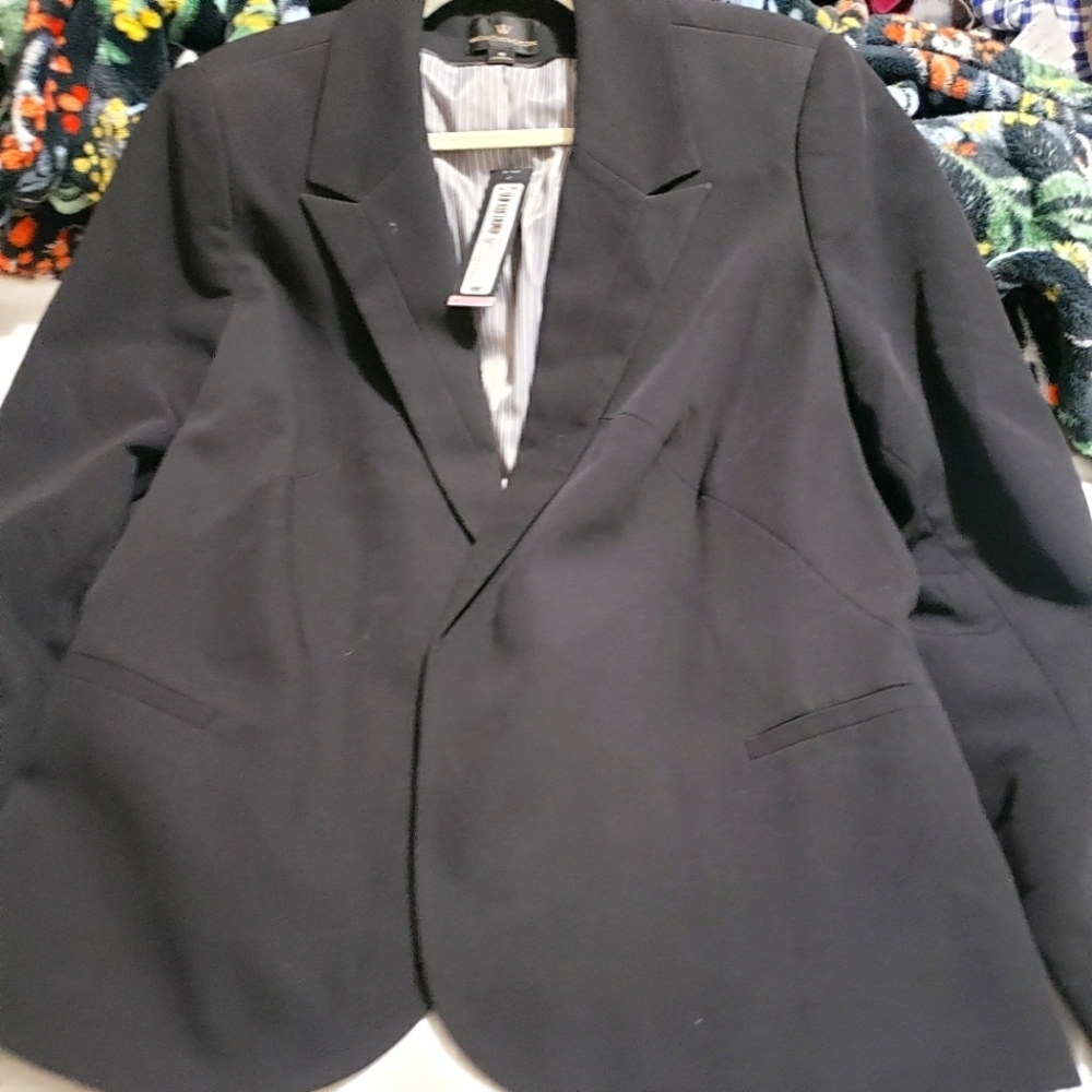 Worthington Black Tailored Blazer with Notched Lapels...size:1X - Picture 9 of 12